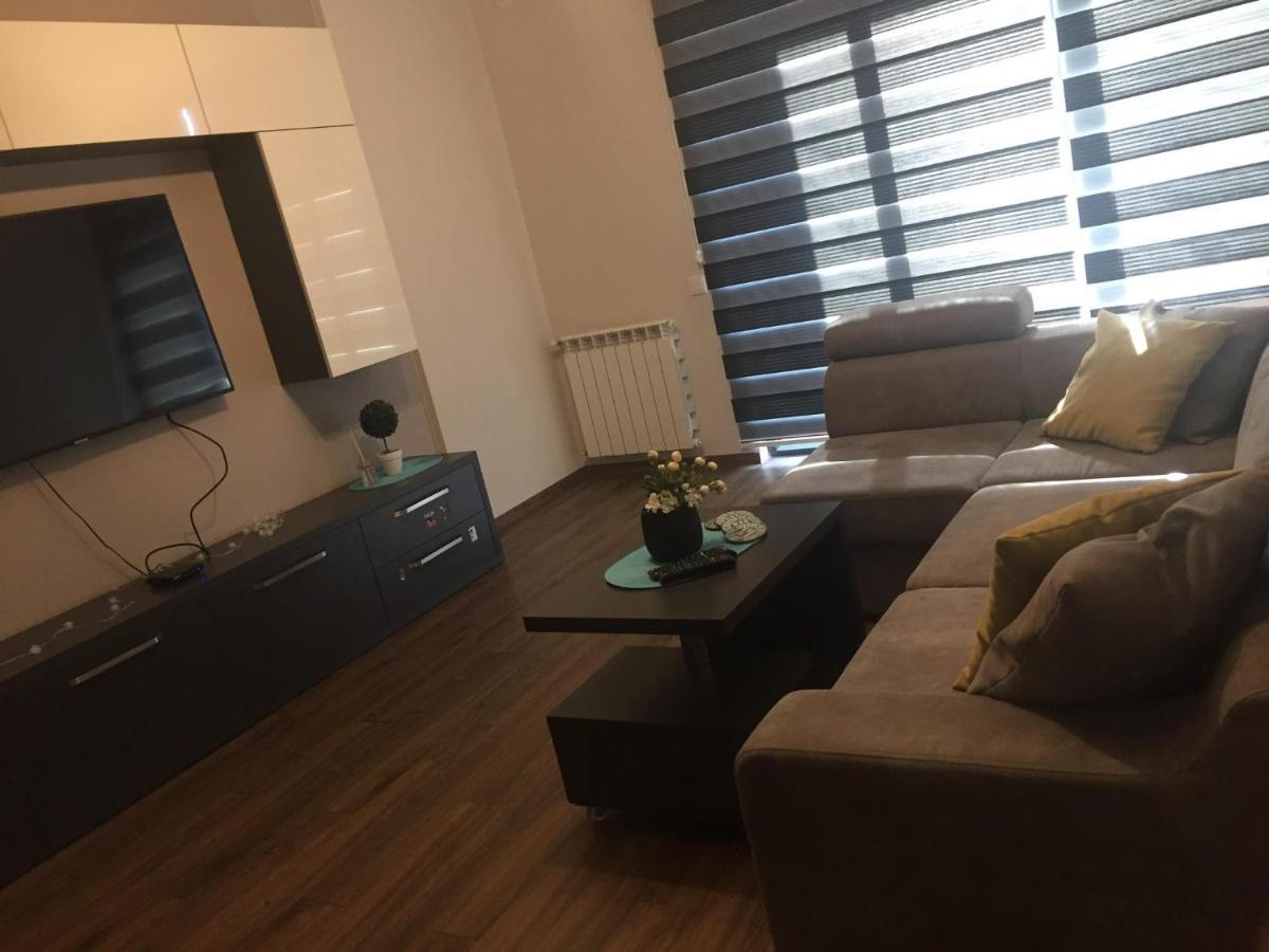 Sol'S M2 White Modern Apartments ティビリシ エクステリア 写真