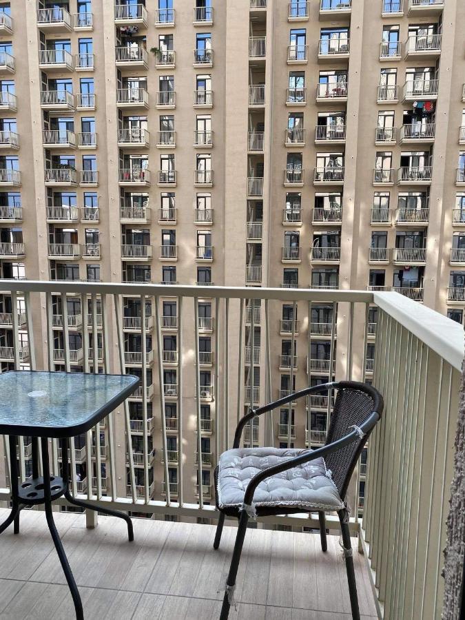 Sol'S M2 White Modern Apartments ティビリシ エクステリア 写真