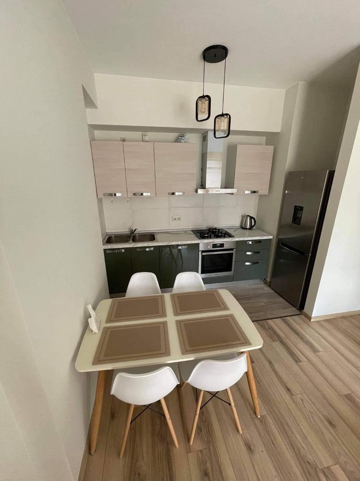 Sol'S M2 White Modern Apartments ティビリシ エクステリア 写真
